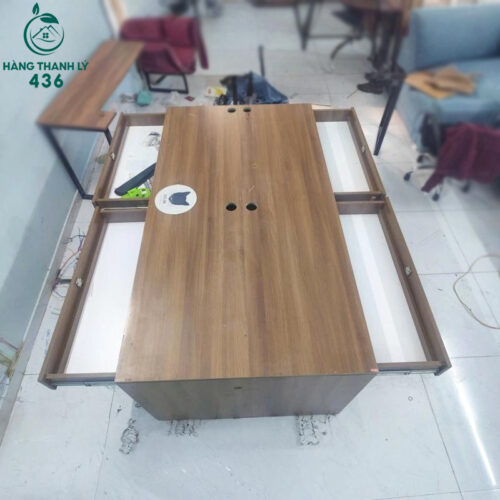 ban lam viec cum cu 2 cho ngoi co hoc keo tien loi 1