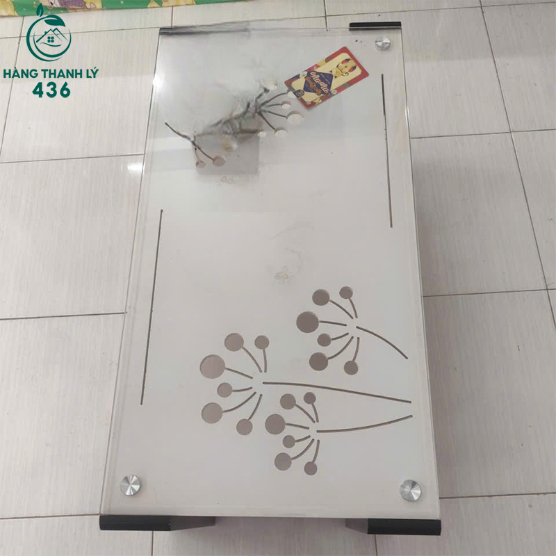 Bàn Sofa Cũ Mặt Kính Chữ Nhật Có Họa Tiết Sang Trọng ban-sofa-cu-mat-kinh-chu-nhat-co-hoa-tiet-sang-trong-2 Bàn Sofa Cũ Mặt Kính Chữ Nhật Có Họa Tiết Sang Trọng