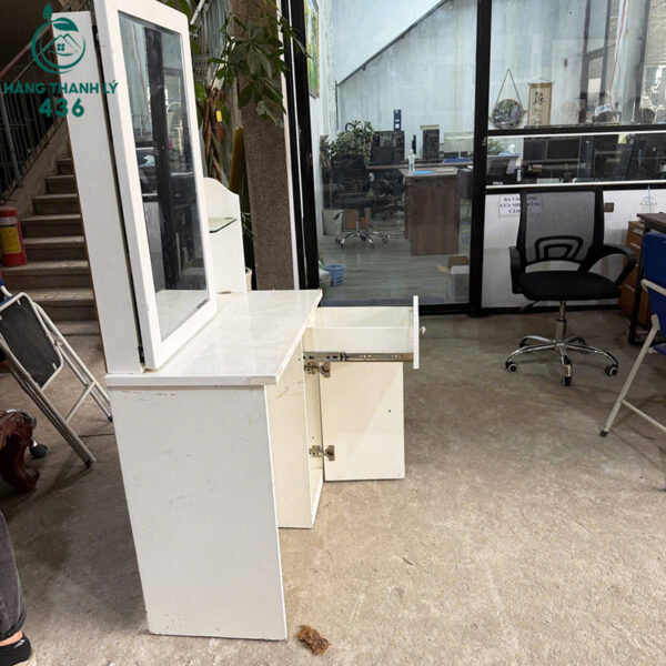 ban trang diem cu mau trang kem guong soi 6