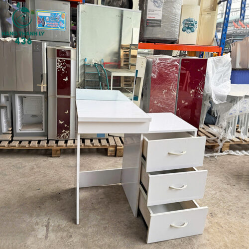 Bàn Trang Điểm Cũ Màu Trắng Tích Hợp Gương Vuông Lớn 3 ban trang diem cu mau trang tich hop guong vuong lon 3