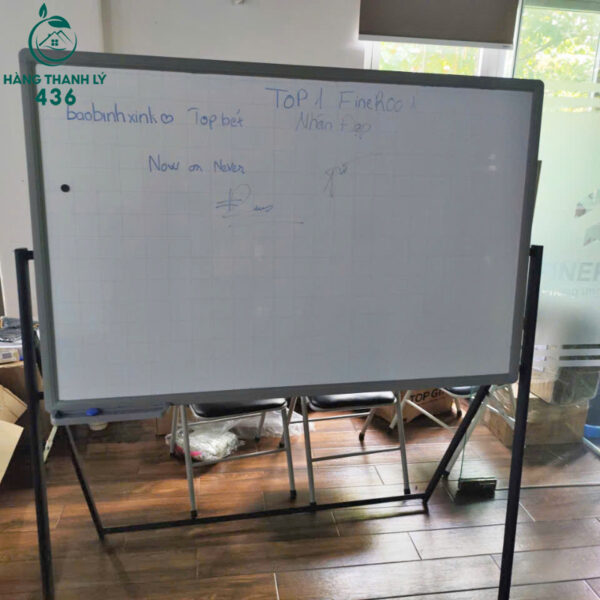 bang trang cu khung kim loai viet muot de lau