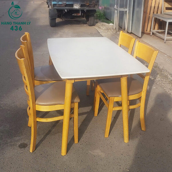 Bộ Bàn Ăn Cũ 1M2X80CMX75CM 4 Ghế Mặt Đá Màu Trắng