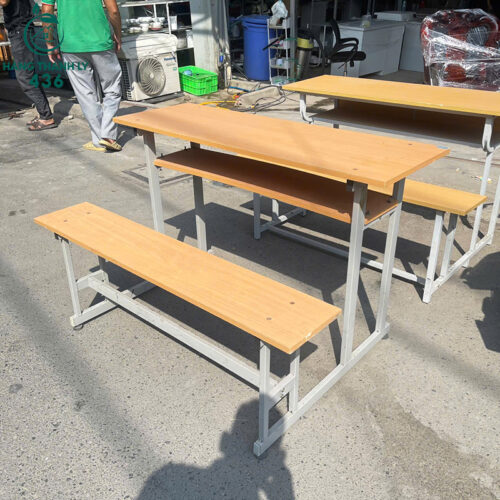 Bộ Bàn Ghế Học Sinh Cũ 1M2X80CMX75CM Khung Sắt Liền Ghế 2 bo ban ghe hoc sinh cu 1m2x80cmx75cm khung sat lien ghe 5