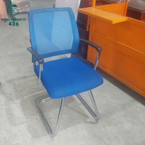 Ghế Chân Quỳ Cũ Màu Xanh Đệm Ngồi Êm Ái 2 ghe chan quy cu mau xanh dem ngoi em ai 1