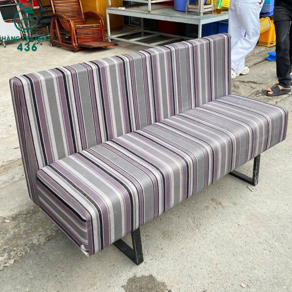 Ghế Sofa Cũ Băng Dài Vải Sọc Xám Tím Thiết Kế Đơn Giản