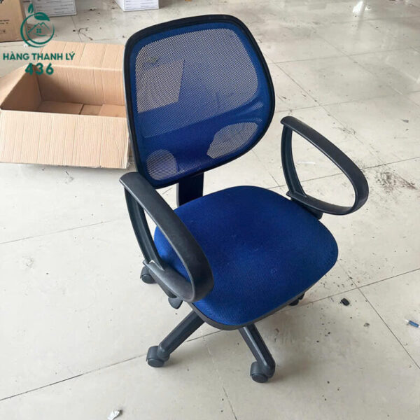 ghe van phong cu xoay luoi mau xanh duong 3