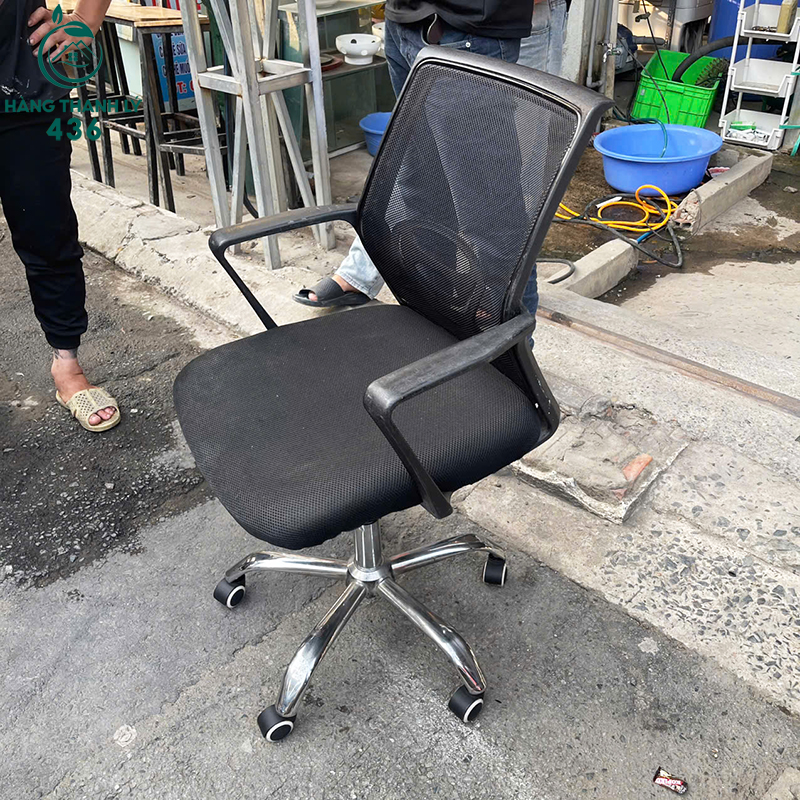 Ghế Xoay Văn Phòng Cũ Tay Nhựa Dáng Gọn ghe-xoay-van-phong-cu-tay-nhua-dang-gon-3 Ghế Xoay Văn Phòng Cũ Tay Nhựa Dáng Gọn