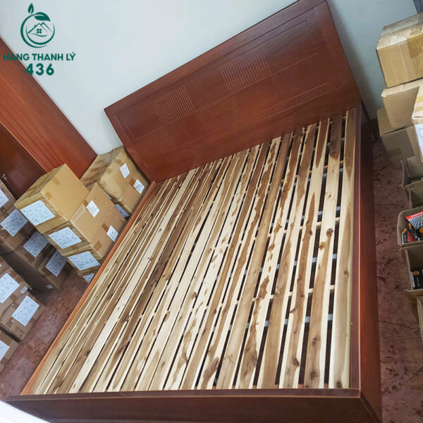 giuong go cu 1m8x2m nan go thoang khi nam em