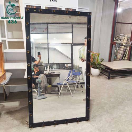 Gương Soi Cũ Toàn Thân Viền Đen Gắn Đèn 3 guong soi cu toan than vien den gan den 2