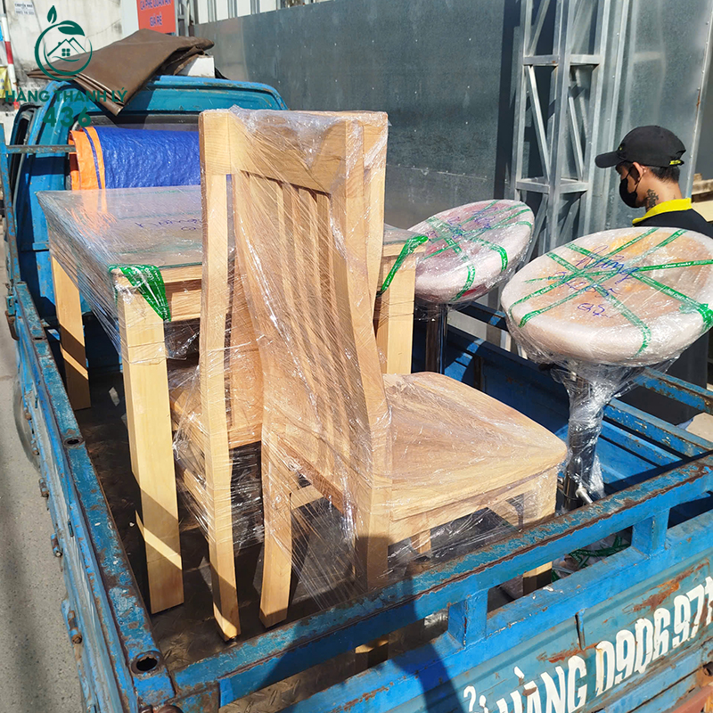 hang-thanh-ly-436-giao-day-du-noi-that-cho-khach-hang-2 Cuối Năm Bận Rộn, Hàng Thanh Lý 436 Vẫn Kịp Giao Nội Thất Đầy Đủ