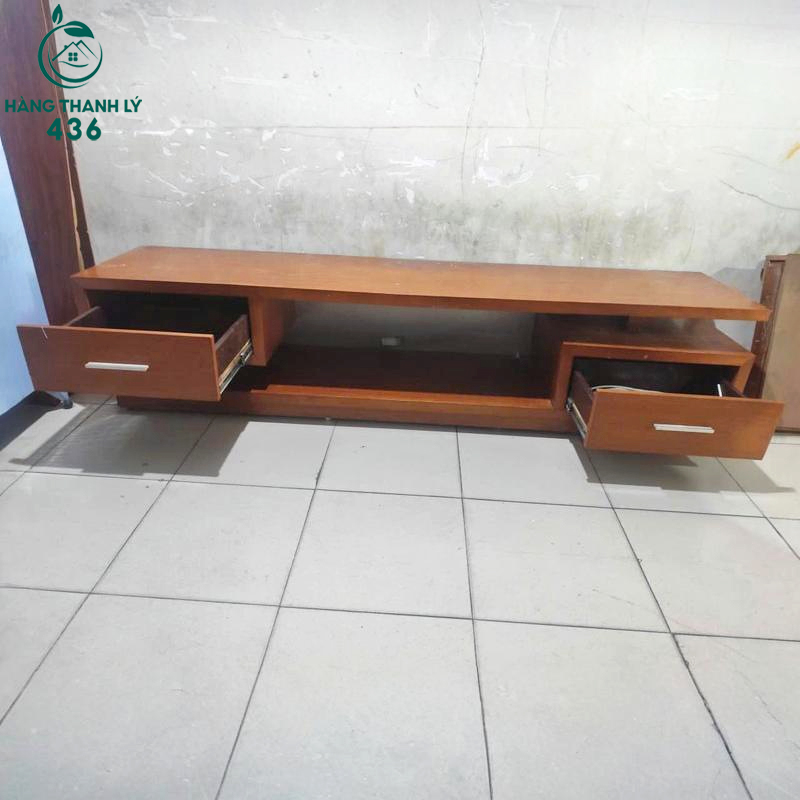 Kệ Tivi Cũ Màu Vân Gỗ Nâu Hai Hộc Kéo Đựng Đồ ke-tivi-cu-go-mau-van-go-nau-hai-hoc-keo-dung-do-3 Kệ Tivi Cũ Màu Vân Gỗ Nâu Hai Hộc Kéo Đựng Đồ