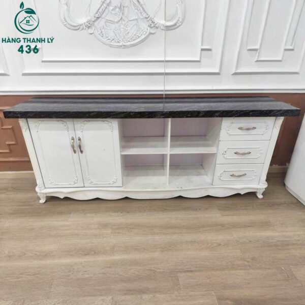 ke tivi cu mat da den chac chan sang trong 3