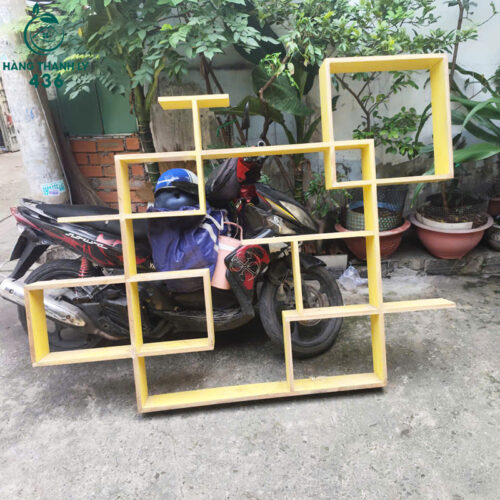 ke-trung-bay-cu-mau-vang-da-dang-ngan-500x500 Thanh Lý Bàn Ghế Cũ, Mua Bán Đồ Nội Thất Cũ Giá Rẻ TPHCM