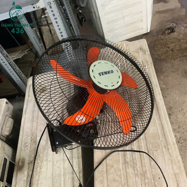 quat treo tuong senko cu canh nhua mau cam 3