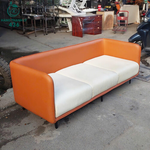Sofa Cũ 1M9X70CM Tựa Lưng Màu Cam Và Đệm Trắng