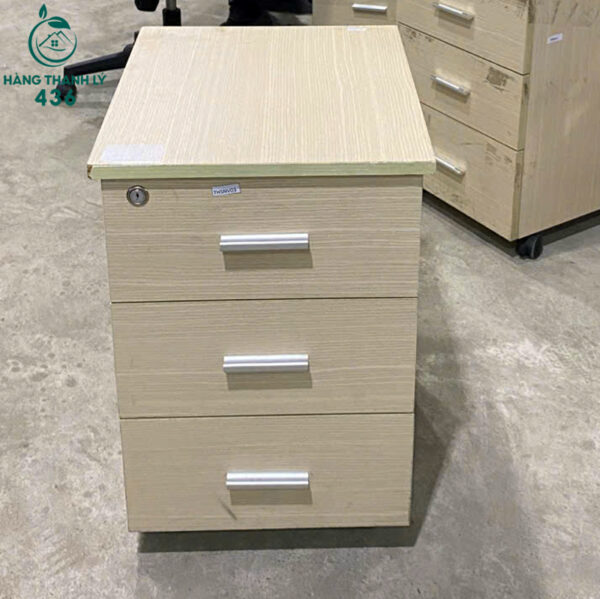 tu-cabin-cu-mau-van-go-tien-loi-banh-xe-di-chuyen (3) Tủ Cabin Cũ Màu Vân Gỗ Tiện Lợi Bánh Xe Di Chuyển