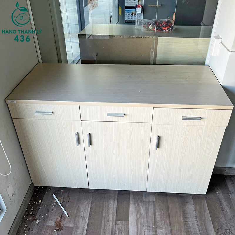 Tủ Hồ Sơ Cũ Màu Vân Gỗ Sáng Có Ngăn Kéo Tiện Dụng tu-ho-so-cu-mau-van-go-sang-co-ngan-keo-tien-dung-4 Tủ Hồ Sơ Cũ Màu Vân Gỗ Sáng Có Ngăn Kéo Tiện Dụng