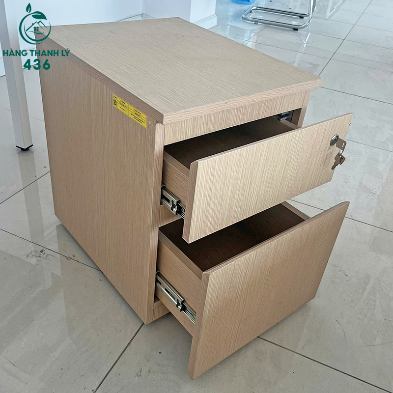 Tủ Hồ Sơ Cũ Nhỏ Có Bánh Xe Dễ Dàng Di Chuyển tu-ho-so-cu-nho-co-banh-xe-de-dang-di-chuyen-4 Tủ Hồ Sơ Cũ Nhỏ Có Bánh Xe Dễ Dàng Di Chuyển