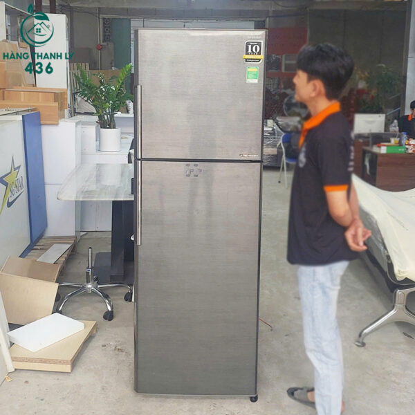 tu-lanh-cu-sharp-inverter-mau-xam-den-dung-tich-lon-2-canh (2) tu lanh cu sharp inverter mau xam den dung tich lon 2 canh 2