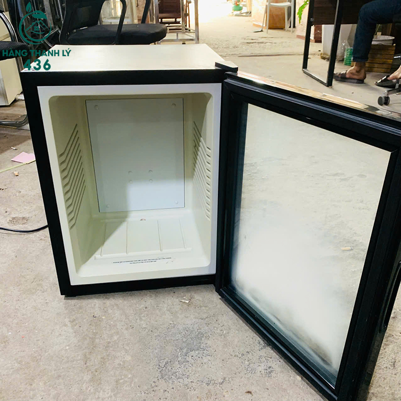 Tủ Mát Cũ Mini 40CMX43CMX53CM Cửa Kính Màu Đen tu-mat-cu-mini-40cmx43cmx53cm-cua-kinh-mau-den-3 Tủ Mát Cũ Mini 40CMX43CMX53CM Cửa Kính Màu Đen