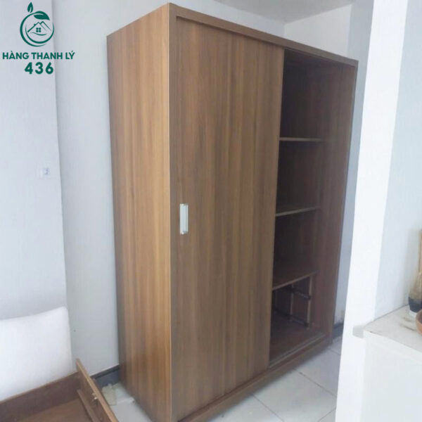 tu quan ao cu 1m4x2m cua lua tiet kiem dien tich 2