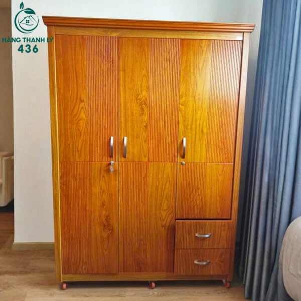 tu quan ao cu 1m4x2mx55cm 3 canh go van nau sang trong 2