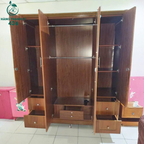 Tủ Quần Áo Cũ 1M7X2MX60CM Màu Nâu Đỏ 4 Cánh 2 tu quan ao cu 1m7x2mx60cm mau nau do 4 canh 1