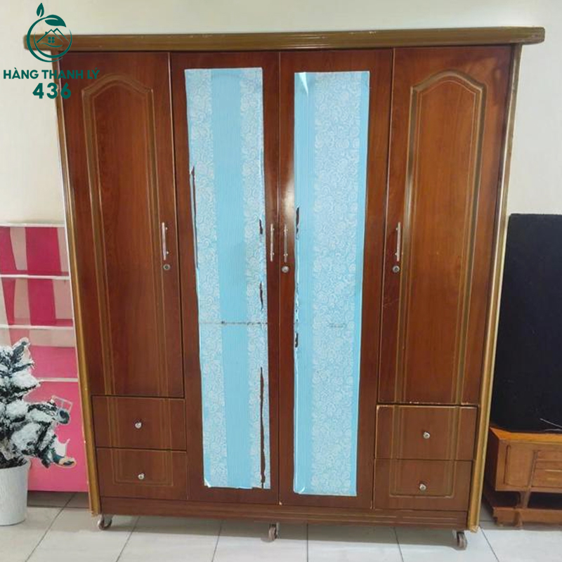 Tủ Quần Áo Cũ 1M7X2MX60CM Màu Nâu Đỏ 4 Cánh tu-quan-ao-cu-1m7x2mx60cm-mau-nau-do-4-canh-2 Tủ Quần Áo Cũ 1M7X2MX60CM Màu Nâu Đỏ 4 Cánh