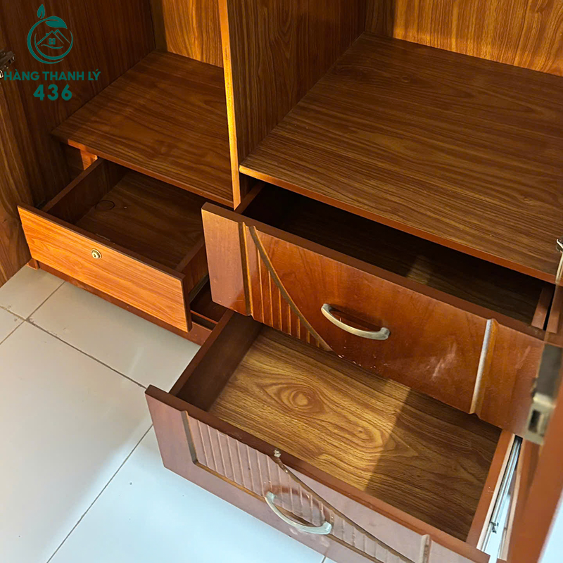 Tủ Quần Áo Cũ 2 Cánh Có Gương Soi Tiện Lợi tu-quan-ao-cu-2-canh-co-guong-soi-tien-loi-1 Tủ Quần Áo Cũ 2 Cánh Có Gương Soi Tiện Lợi