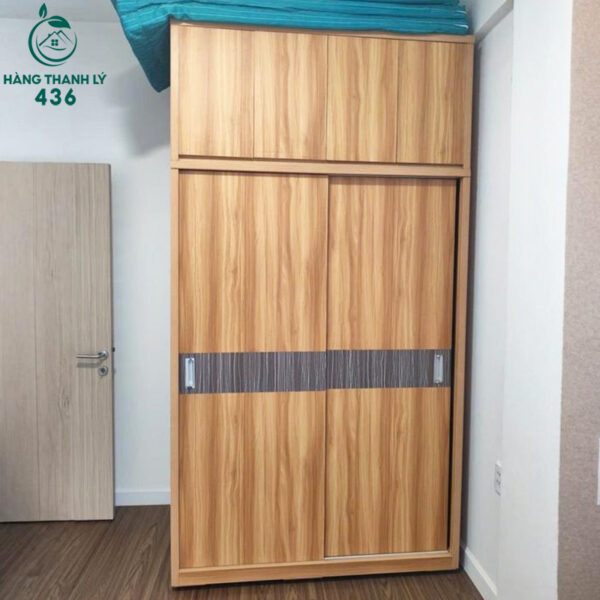tu-quan-ao-cu-cua-lua-mau-van-go-sang-sang-trong (2) Tủ Quần Áo Cũ Cửa Lùa Màu Vân Gỗ Sáng Sang Trọng