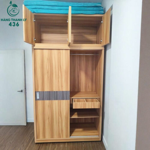 Tủ Quần Áo Cũ Cửa Lùa Màu Vân Gỗ Sáng Sang Trọng 2 Tủ Quần Áo Cũ Cửa Lùa Màu Vân Gỗ Sáng Sang Trọng