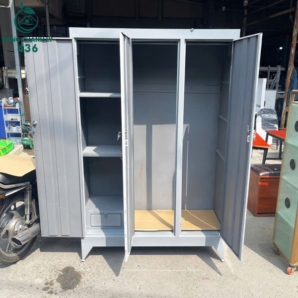 tu sat quan ao cu 1m15x1m8x45cm co canh guong soi tien dung 4