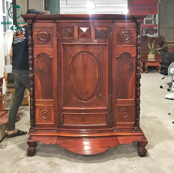 Tủ Thờ Cũ 1M3X1M5 Gỗ Nâu Đỏ Phong Cách Cổ Điển