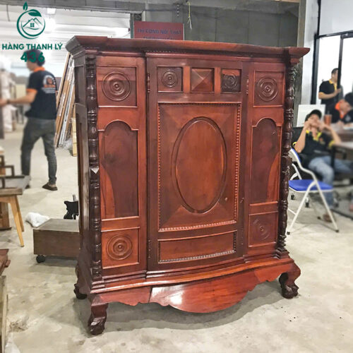 Tủ Thờ Cũ 1M3X1M5 Gỗ Nâu Đỏ Phong Cách Cổ Điển