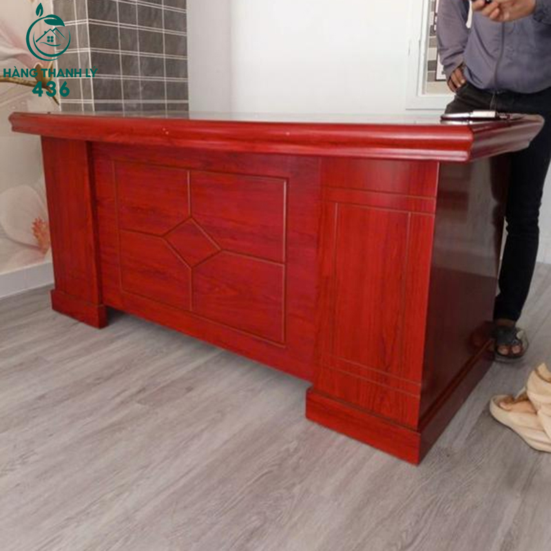 Bàn Giám Đốc Cũ Gỗ Đỏ Sang Trọng ban-giam-doc-cu-go-do-sang-trong-2 Bàn Giám Đốc Cũ Gỗ Đỏ Sang Trọng