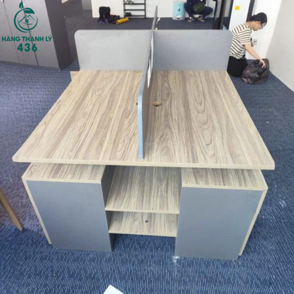 Bàn Làm Việc Cụm 2 Chỗ Cũ 2M4X1M2X1M05 Có Vách Ngăn