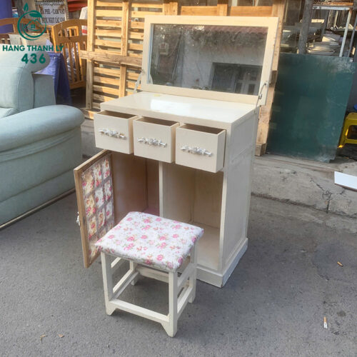 ban trang diem cu go mau kem kieu dang de thuong 5