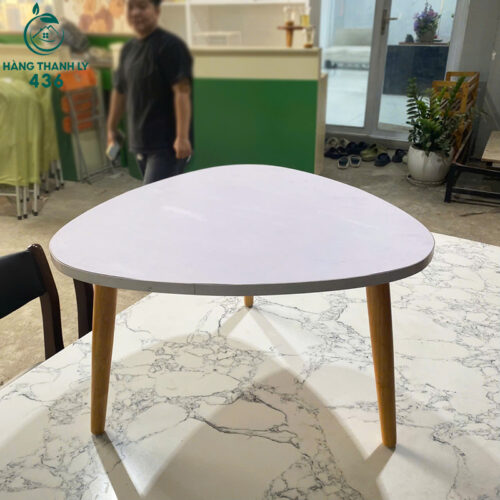 Bàn Tròn Cũ Mặt Trắng Chân Gỗ Đẹp Gọn