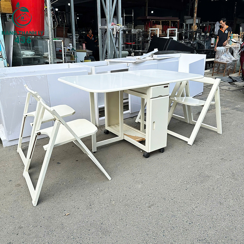 Bộ Bàn Ăn Cũ Kèm Ghế Gấp Gọn Màu Trắng bo-ban-an-cu-kem-ghe-gap-gon-mau-trang-3 Bộ Bàn Ăn Cũ Kèm Ghế Gấp Gọn Màu Trắng