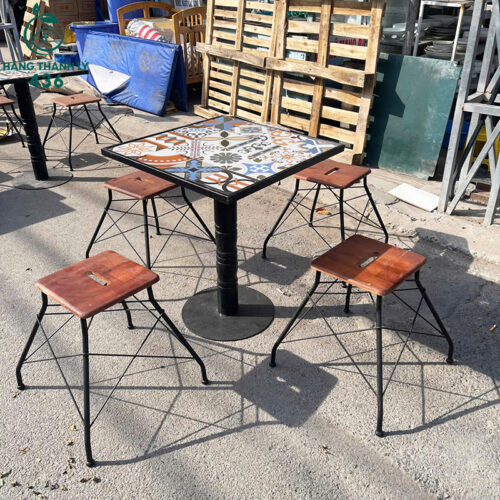 bo ban ghe cafe cu 1 ban 4 ghe don gon gang 1