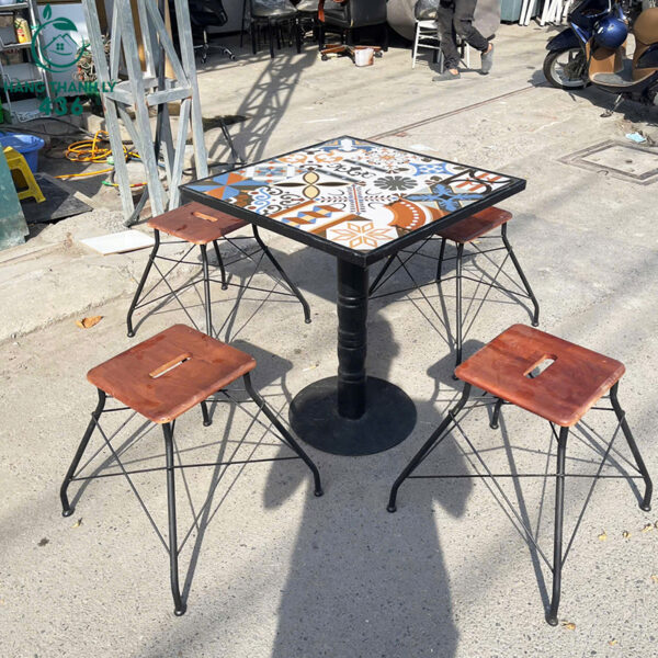 bo ban ghe cafe cu 1 ban 4 ghe don gon gang 2