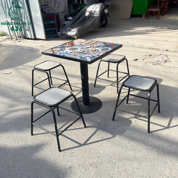 bo ban ghe cafe cu mat ban gach hoa van 2