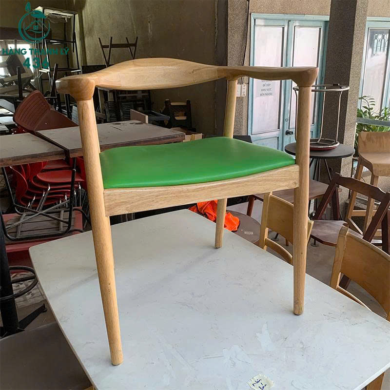 Ghế Cafe Cũ Đệm Xanh Có Tay Vịn Cong ghe-cafe-cu-dem-xanh-co-tay-vin-cong-2 Ghế Cafe Cũ Đệm Xanh Có Tay Vịn Cong