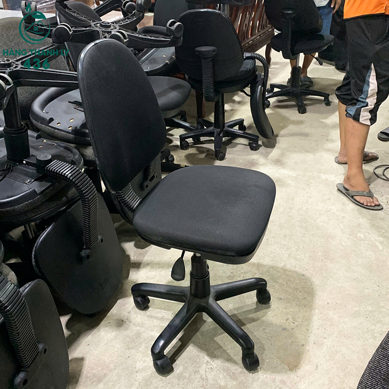 Ghế Xoay Văn Phòng Cũ Bọc Nệm Ngồi Êm ghe-xoay-van-phong-cu-boc-nem-ngoi-em-1 Ghế Xoay Văn Phòng Cũ Bọc Nệm Ngồi Êm