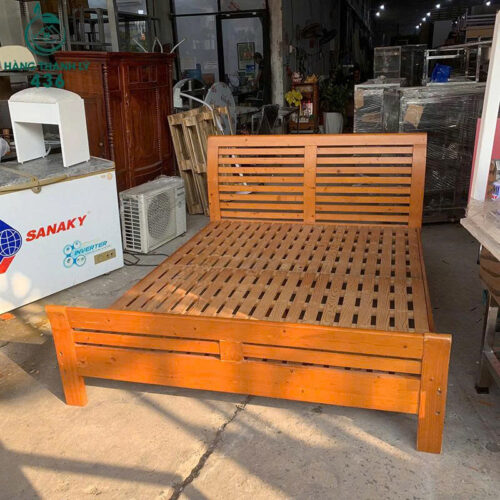 Giường Ngủ Cũ 1M55X2M Gỗ Màu Vàng Sáng Dạt Nan Thông Thoáng