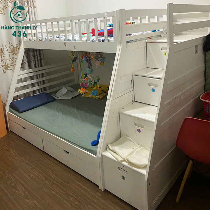 Giường Tầng Màu Trắng Cũ Có Cầu Thang Tiện Lợi giuong-tang-mau-trang-cu-co-cau-thang-tien-loi-1 Giường Tầng Màu Trắng Cũ Có Cầu Thang Tiện Lợi
