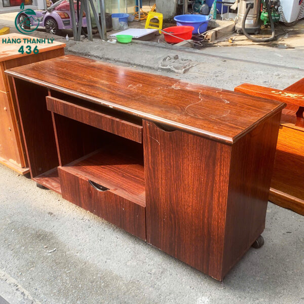 ke tivi cu 1m2x40cmx65cm go mau nau dam 2