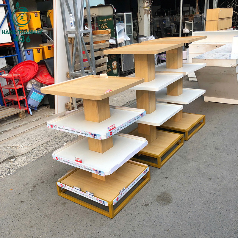 Kệ Trưng Bày Cũ 60CMX60CMX95CM Màu Gỗ Phối Trắng (Nhiều Kích Thước) ke-trung-bay-cu-60cmx60cmx95cm-mau-go-phoi-trang-nhieu-kich-thuoc-3 Kệ Trưng Bày Cũ 60CMX60CMX95CM Màu Gỗ Phối Trắng (Nhiều Kích Thước)