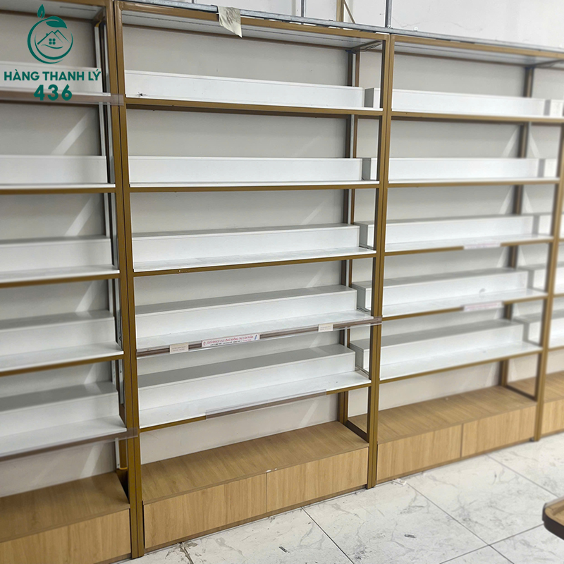 Kệ Trưng Bày Cửa Hàng Cũ 1M2X30CMX2M Màu Vàng Trắng ke-trung-bay-cua-hang-cu-1m2x30cmx2m-mau-vang-trang-3 Kệ Trưng Bày Cửa Hàng Cũ 1M2X30CMX2M Màu Vàng Trắng