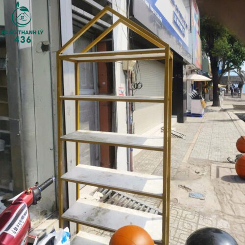 Kệ Trưng Bày Khung Sắt Cũ Dạng Mái Nhà Gọn Đẹp 3 ke trung bay khung sat cu dang mai nha gon dep 1